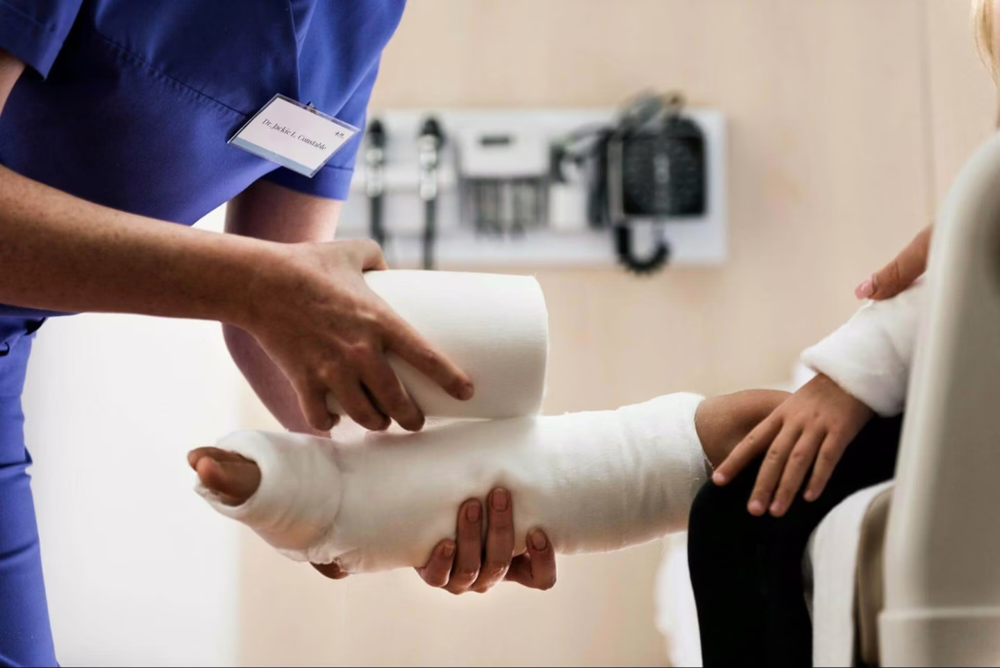 Sprains vs. Fractures: How to Tell the Difference and When You Need an X-Ray