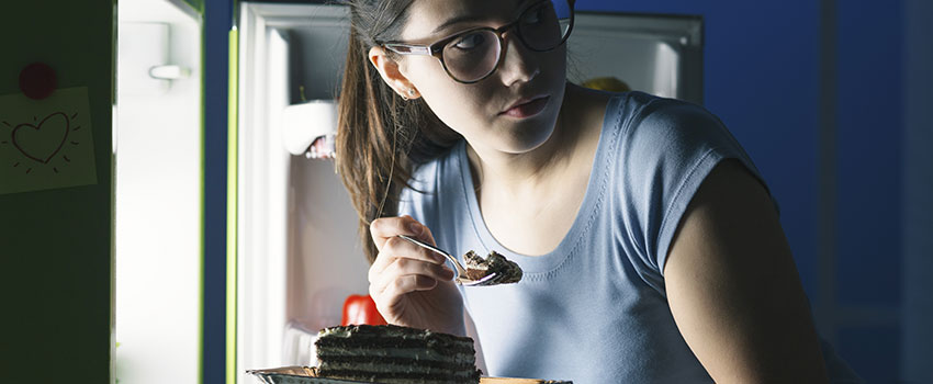 Is Midnight Snacking Bad for Me?