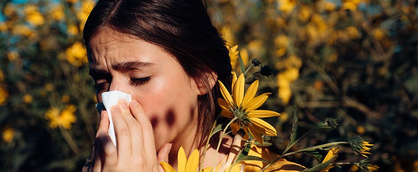 Are There Ways to Tell COVID-19 and the Flu Apart?