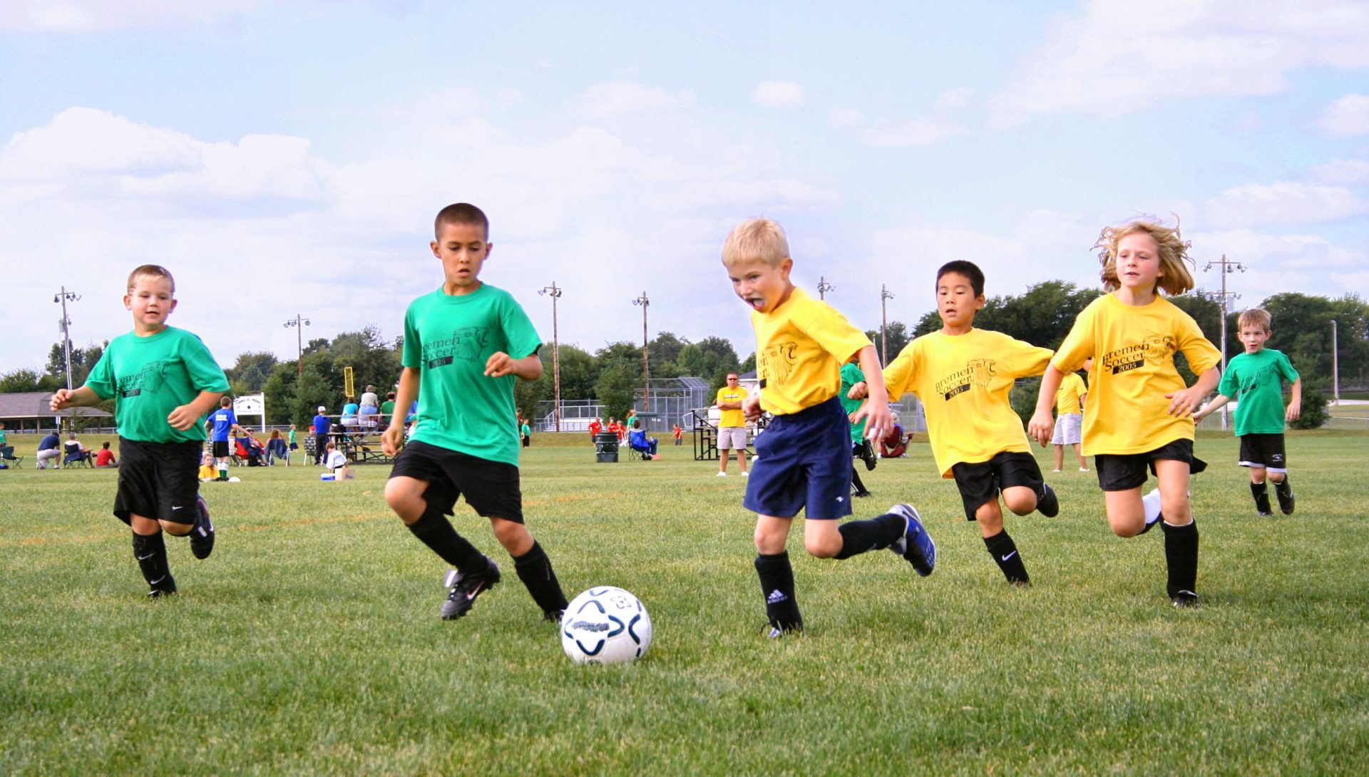 It’s early spring, which means it’s time for all young athletes to get ready to join their teams to compete in the spring, summer or fall. According to a report Sports and Fitness Industry Association, about 21.47 million children in the United States participate in organized sports, which comes to about 75 percent of boys and