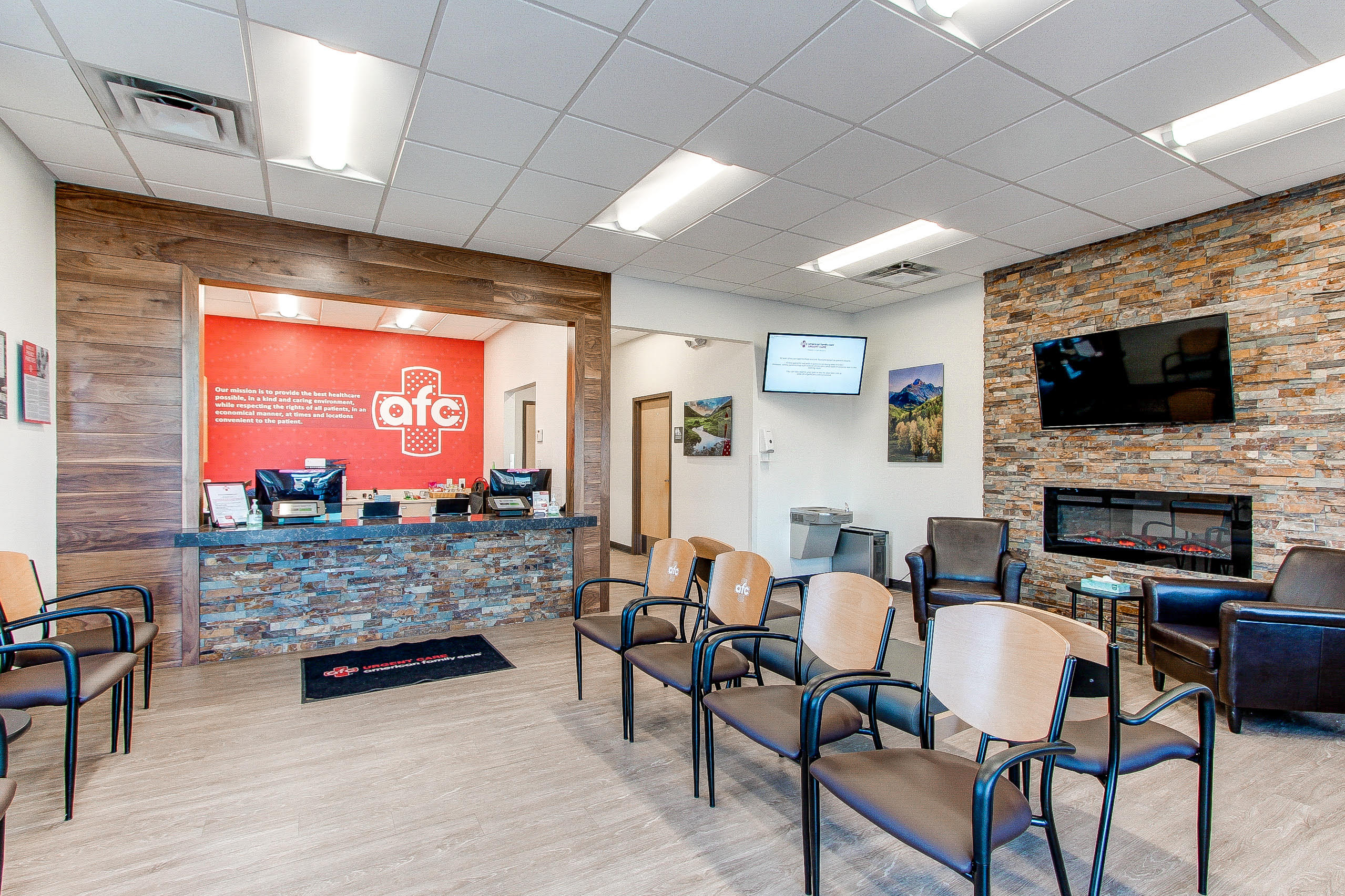 Visit our urgent care center in Centennial, CO